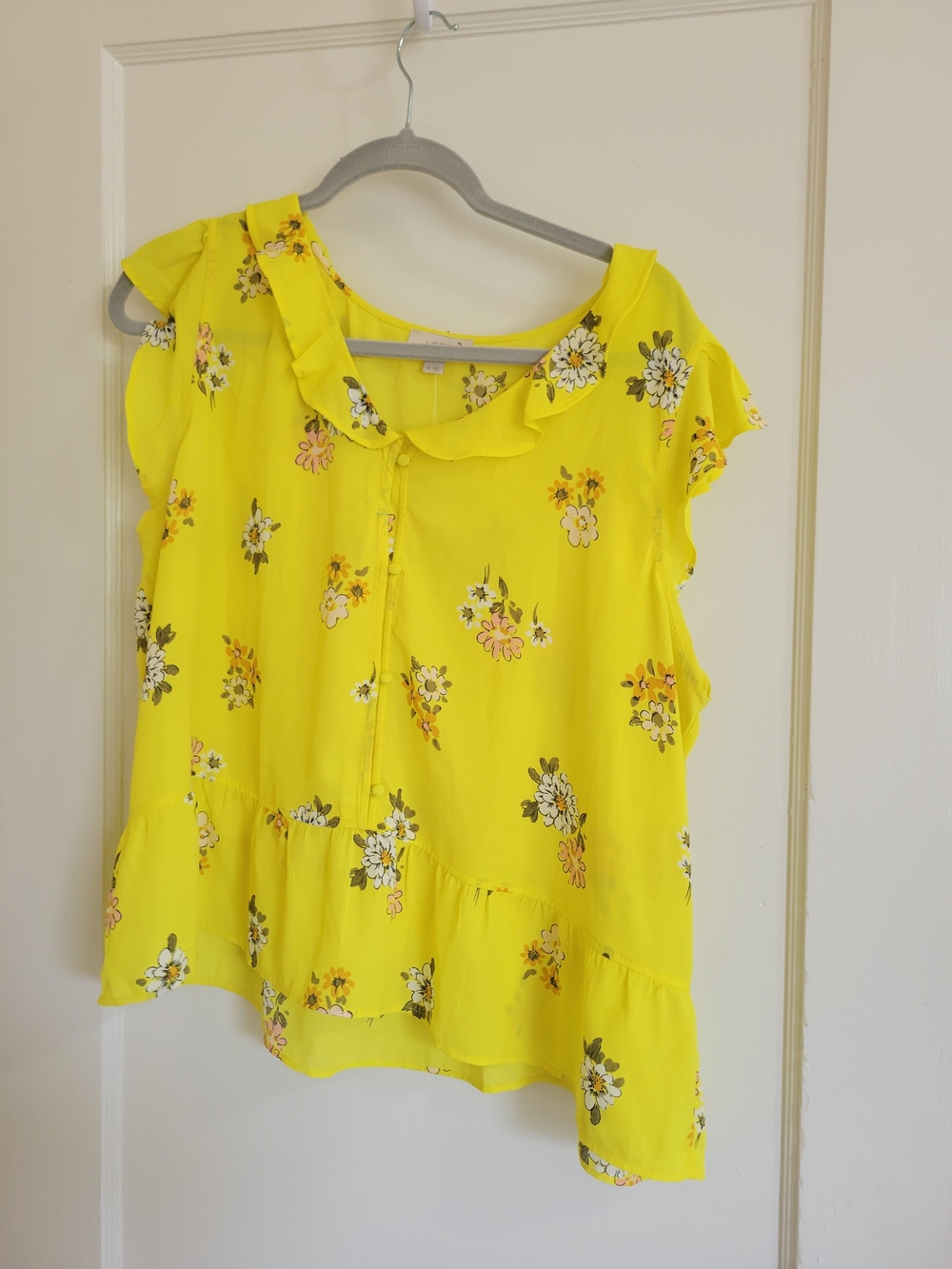 NWT Womens Loft Yellow Floral Ruffle Sleeve Blouse Size XL